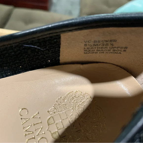 Vince Camuto flats - Black - Picture 3 of 4